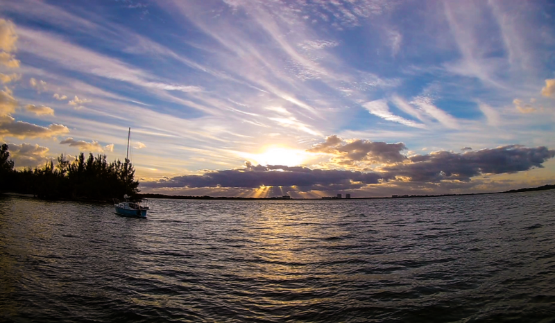 Sunrise-Boat-and-Cityline